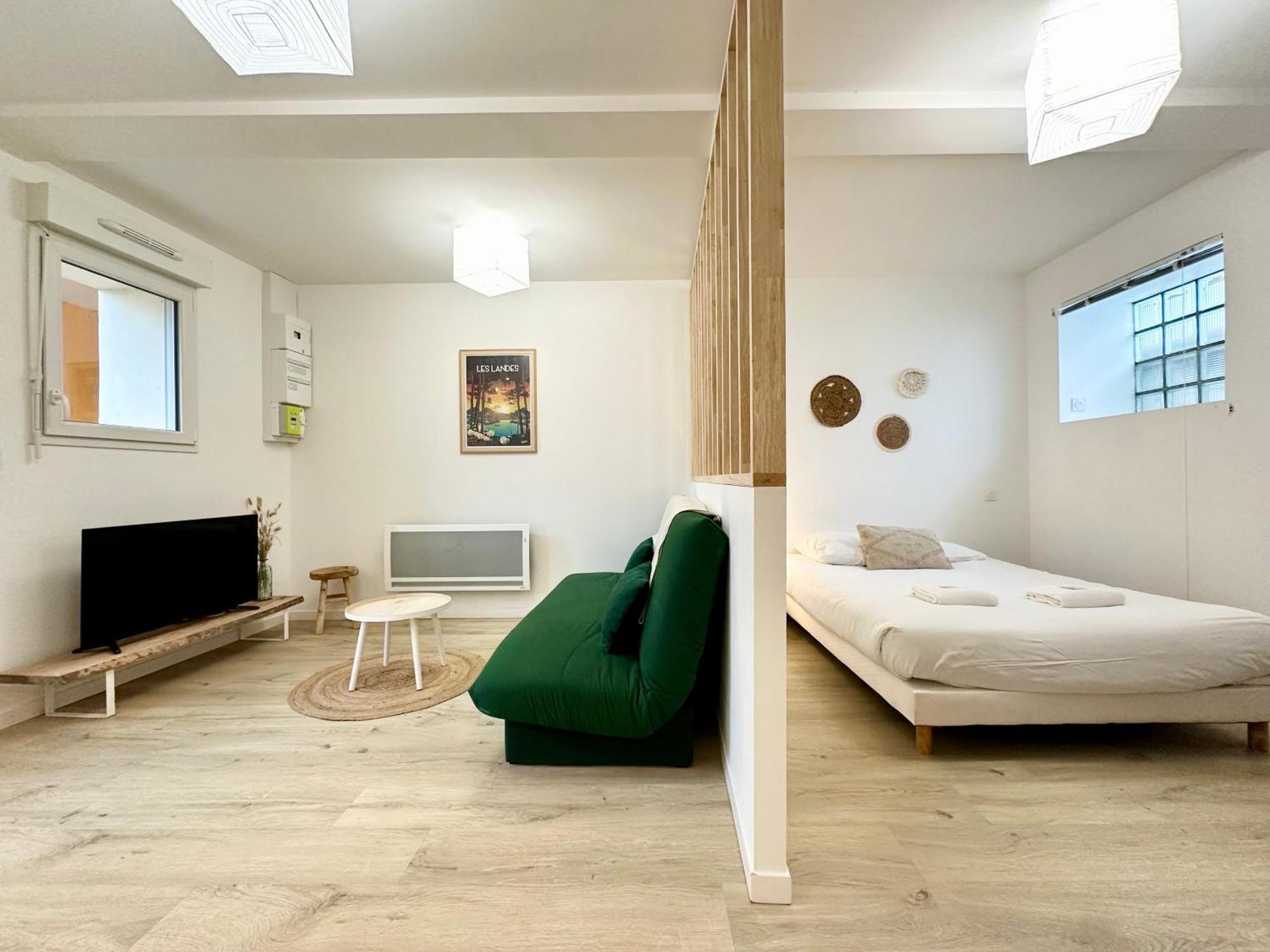 Les Forgerons Bis - Calme Apartment Mont-de-Marsan Exterior photo